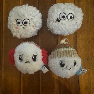 Bark Box Plush Dog Toy, 4 snowballs, winter toy, holiday, Christmas theme